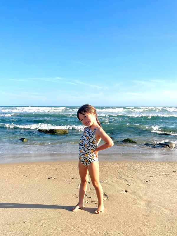 MINI POSY ONE PIECE - Daisy